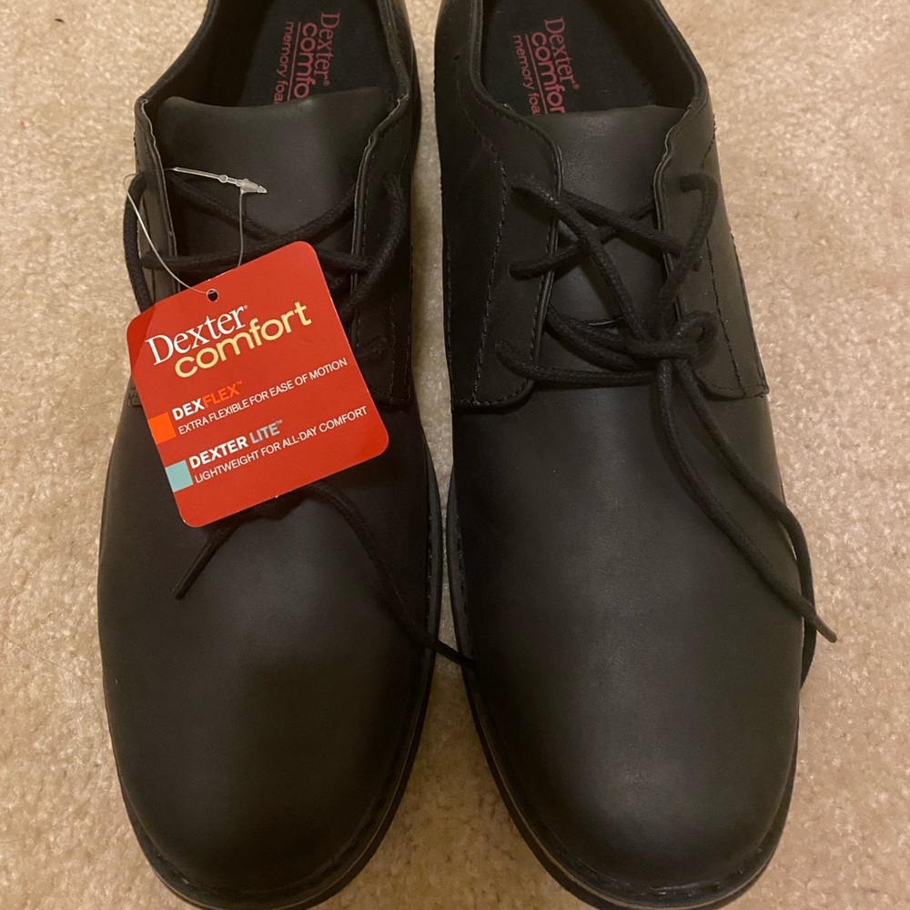 Dress shoes